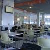 ที่นั่งของฟู๊ดคอร์ด ที่ ร้านอาหาร ก๋วยเตี๋ยวเนื้อตุ๋น รางน้ำ