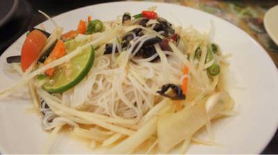 แซ่บสะเด็ด สาขาอโศก ที่ ร้านอาหาร แซ่บสะเด็ด อโศก