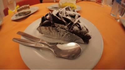 4. ที่ ร้านอาหาร ปันปัน