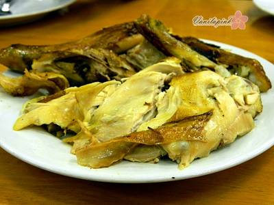 แค่นี้ตั้งร้อยนึง ที่ ร้านอาหาร ไก่ย่างโบราณ