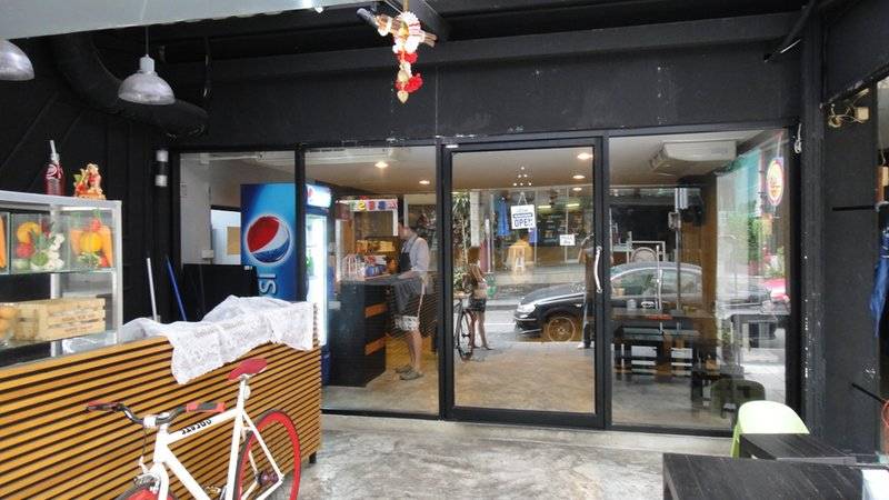 หน้าร้าน Yesss! ครก ที่ ร้านอาหาร Yesss ! ครก