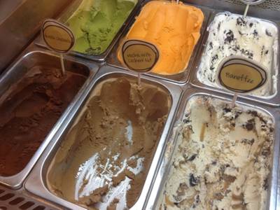 Me&Ice Cream ที่ ร้านอาหาร Me&Ice Cream Homemade