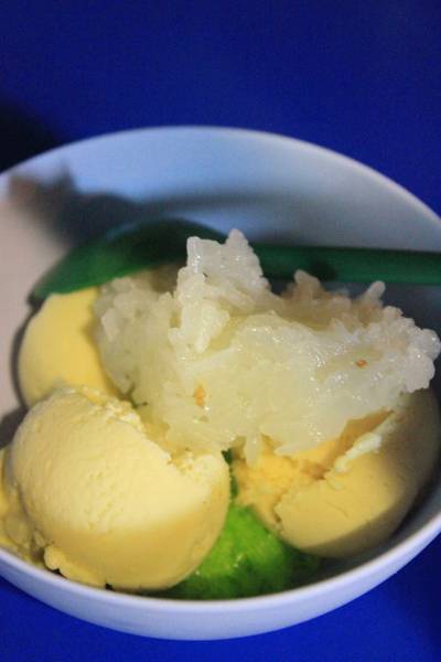ไอศครีมชัดๆ ที่ ร้านอาหาร หรั่งไอศครีม(ส.มาลี)