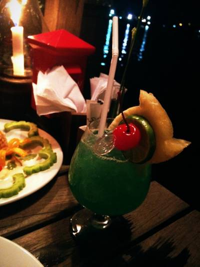 ร้านอาหาร The Good View Bar & Restaurant Bangkok