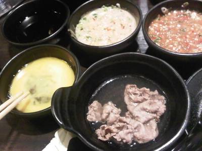 ร้านอาหาร Hajime Robot Restaurant