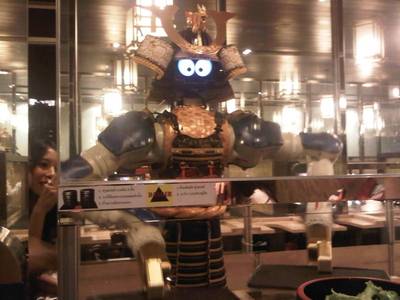 ร้านอาหาร Hajime Robot Restaurant