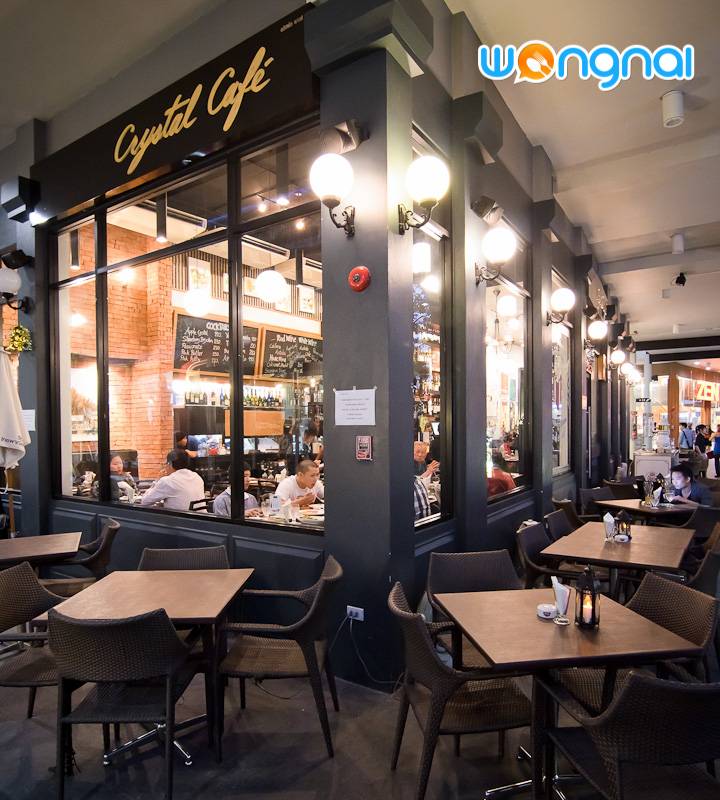 ร้านอาหาร Crystal Café