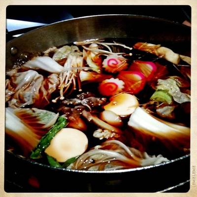 ทาซึชาบูยากิ ที่ ร้านอาหาร Tazu Shabu Yaki