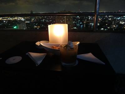 ร้านอาหาร Three Sixty Lounge