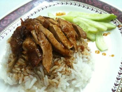 ข้าวหน้าเป็ด ร้านประจักษ์เป็ดย่าง ที่ ร้านอาหาร ประจักษ์เป็ดย่าง บางรัก