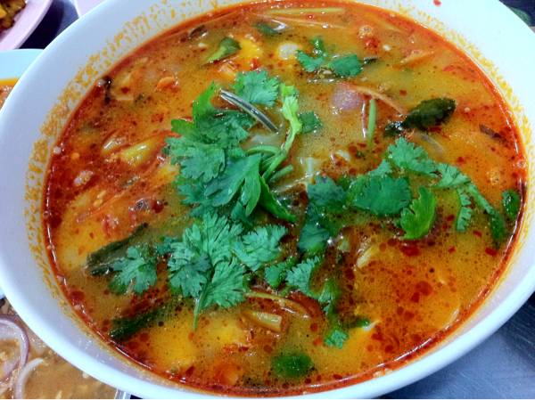 ร้านอาหาร ข้าวต้มเป็ดเจ๊โอว