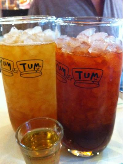 ร้านอาหาร Yum & Tum K-Village