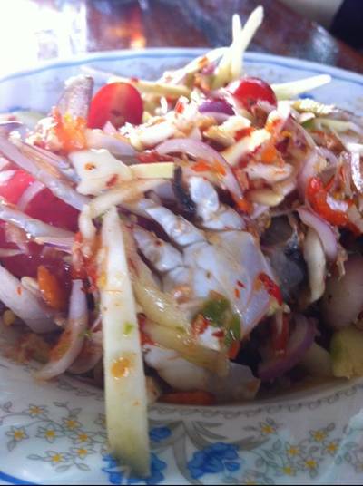 ยำปูม้า ที่ ร้านอาหาร ส้มตำเจ๊อารี