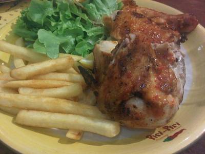 ร้านอาหาร Piri Piri The Emporium