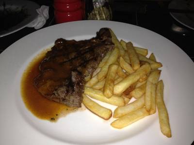 Sirloin  250บาท ที่ ร้านอาหาร Wine Republic Thonglor