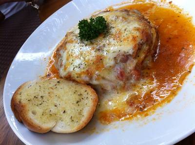 ลาซานญ่าหมู [249฿] ที่ ร้านอาหาร Charcao Bakery & Restaurant