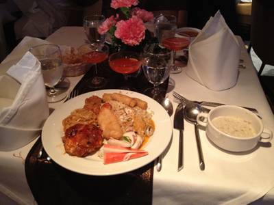 เรือแกรนด์เพิร์ล ที่ ร้านอาหาร Grand Pearl Grand Pearl Cruise Grand Pearl Cruise