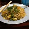ผัดไทยเส้นเล็ก ที่ ร้านอาหาร ผัดไทป้าหอม