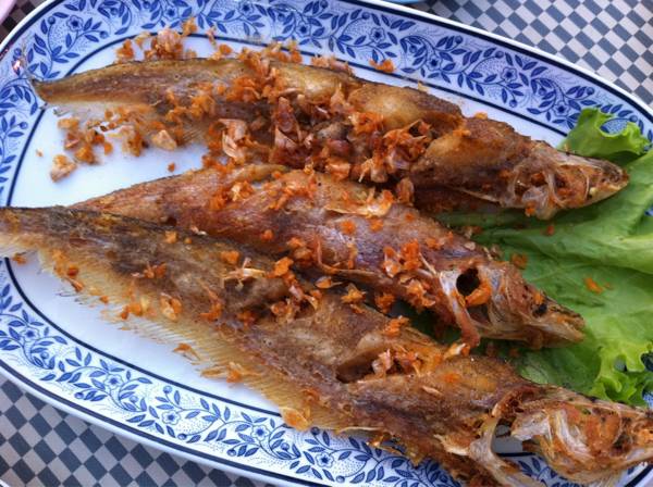 ร้านอาหาร ต่ายเมี่ยงปลาเผา