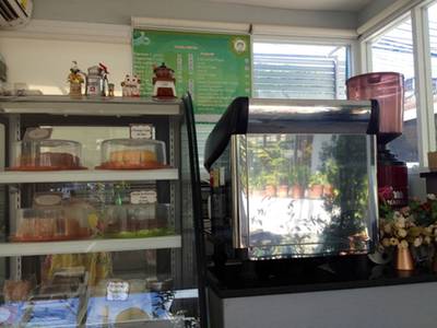กาแฟ เคร่ืองด่ืมและเบเกอรี่ ที่ ร้านอาหาร My Aunt Bakery and Coffee
