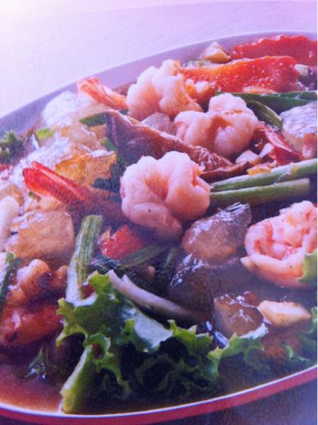 ร้านอาหาร ครัวโชคดี