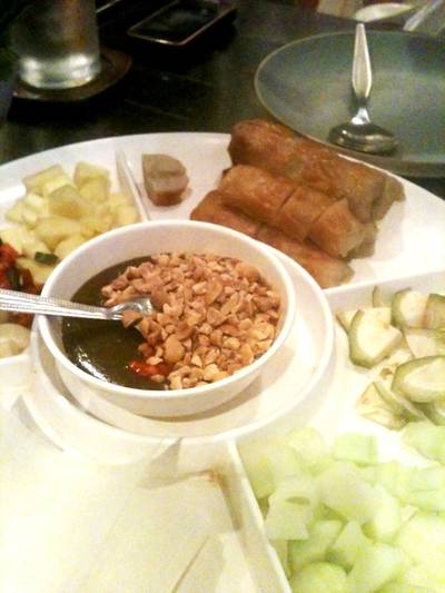 แหนมเนือง ที่ ร้านอาหาร ญวนญี พระราม 5