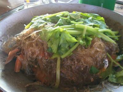 ปูทะเลไข่อบวุ้นเส้น ที่ ร้านอาหาร ลานเท ปูทะเลไข่อบวุ้นเส้น ที่ ร้านอาหาร ลานเท