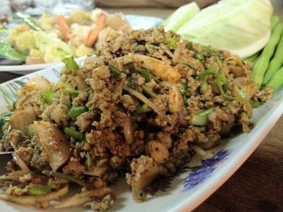 ร้านอาหาร พริกแกง