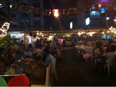 ร้านอาหาร ครัวป้าพิศวง