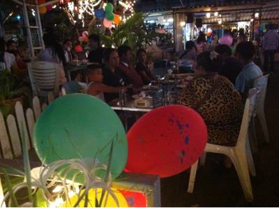 ร้านอาหาร ครัวป้าพิศวง