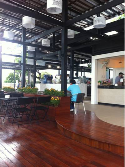 ร้านอาหาร The Terrace By Pro ซีคอนสแควร์