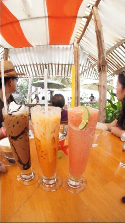 ร้านอาหาร บ้านใกล้วัง