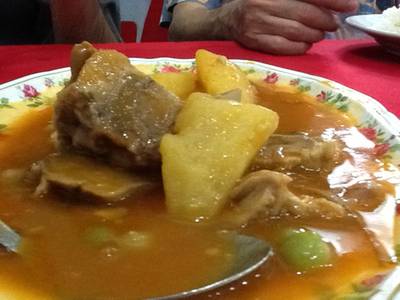 สตูลิ้นหมู ที่ ร้านอาหาร ศรแดง ตลิ่งชัน