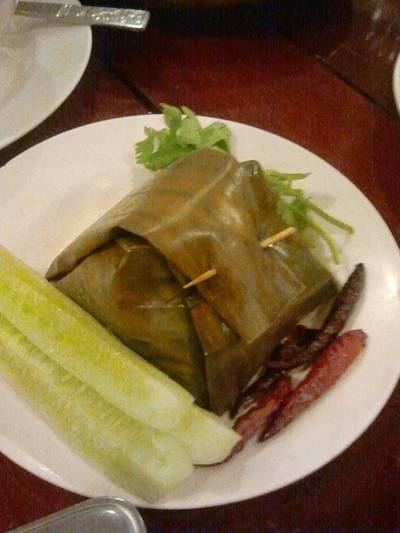 ร้านอาหาร เฮือนลำพูน ตลิ่งชัน