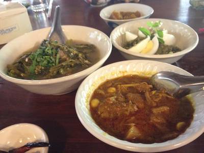 เฮือนใจ๋ยอง เชียงใหม่ ที่ ร้านอาหาร เฮือนใจ๋ยอง