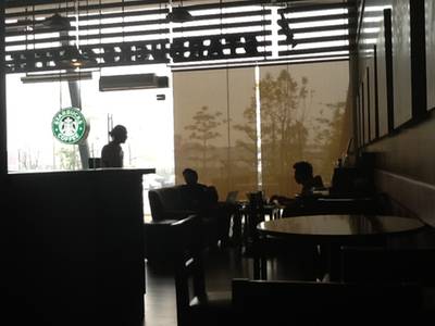 บรรยากาศร้านสาขานี้ ที่ ร้านอาหาร Starbucks