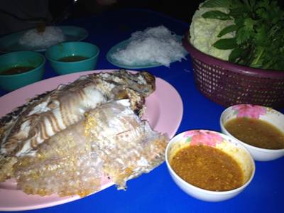 หิว ที่ ร้านอาหาร บุญเพ็ง เมี่ยงปลาเผา มธ. รังสิต หิว ที่ ร้านอาหาร บุญเพ็ง เมี่ยงปลาเผา มธ. รังสิต