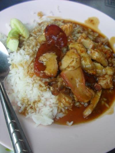 ข้าวหมูแดง ที่ ร้านอาหาร ศิริพรโภชนา