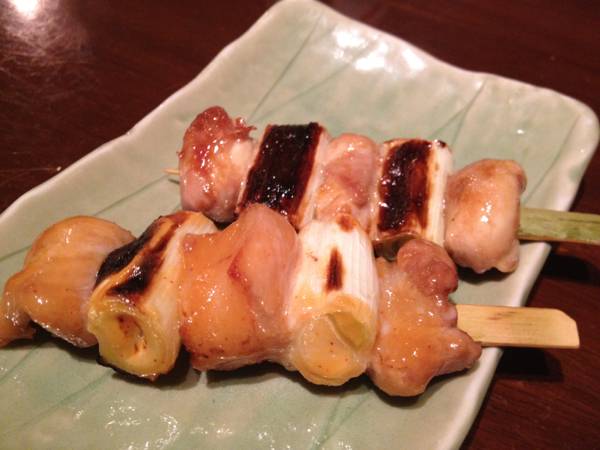 ไก่ย่างกับหมูส่วนคอย่าง ที่ ร้านอาหาร Wasabi-An