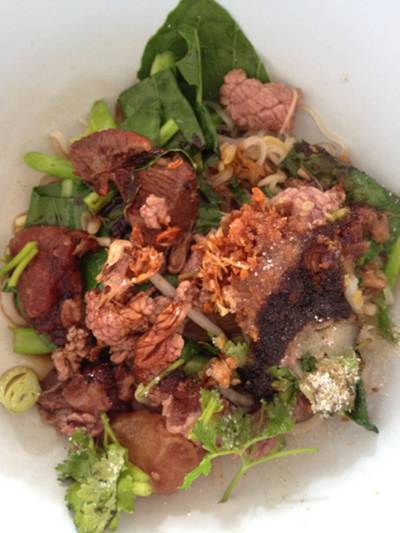 เล็กสดแห้ง ที่ ร้านอาหาร ก๋วยเตี๋ยวเรือโกเหลียง