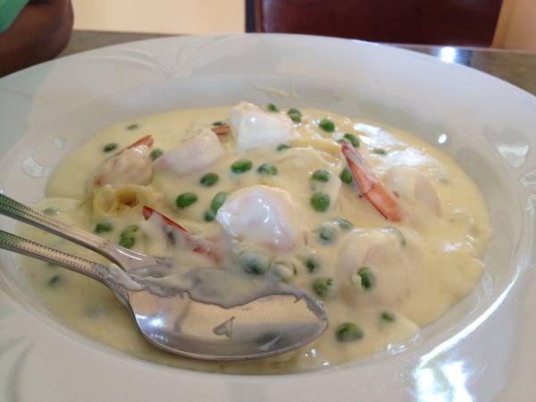 สปาเก็ตตี้ซอสชีส ที่ ร้านอาหาร Just Me