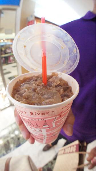 โอวัลติน 39บาท ที่ ร้านอาหาร มนต์นมสด มาบุญครอง