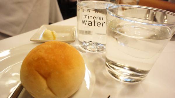 ร้านอาหาร Another Hound Café 