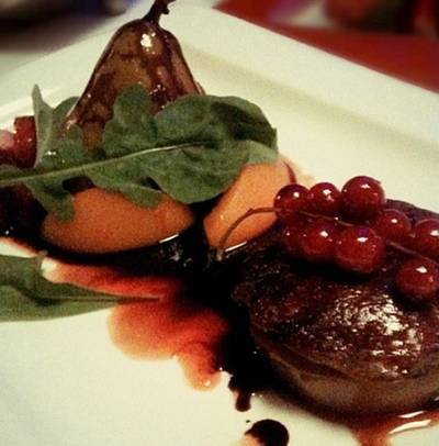 foie gras mix berries sauce  ที่ ร้านอาหาร Fuzio Stylish Italian Cuisine