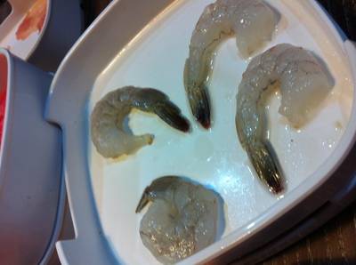 กุ้งตัวเล็กๆ ที่ ร้านอาหาร Shabu King