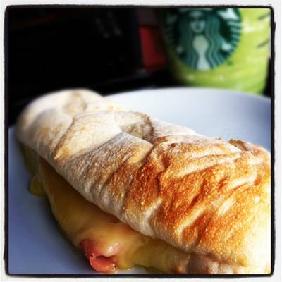 Ham&Cheddar Ciabatta with Green Tea! ที่ ร้านอาหาร Starbucks