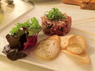 Tuna Tartare ที่ ร้านอาหาร BACCO Restaurant & Wine Bar
