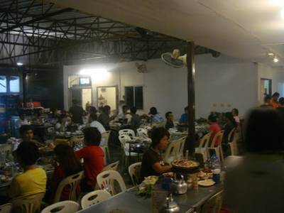 บรรยากาศร้าน ที่ ร้านอาหาร อาเหล็ง เนื้อย่างเกาหลี