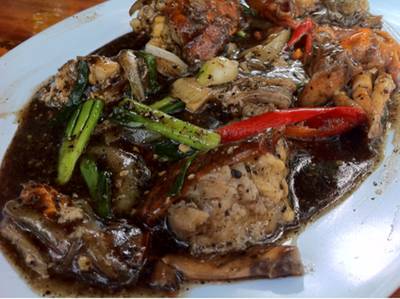 ร้านอาหาร ฟาร์มปูนิ่ม