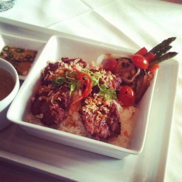 ร้านอาหาร Another Hound Café 